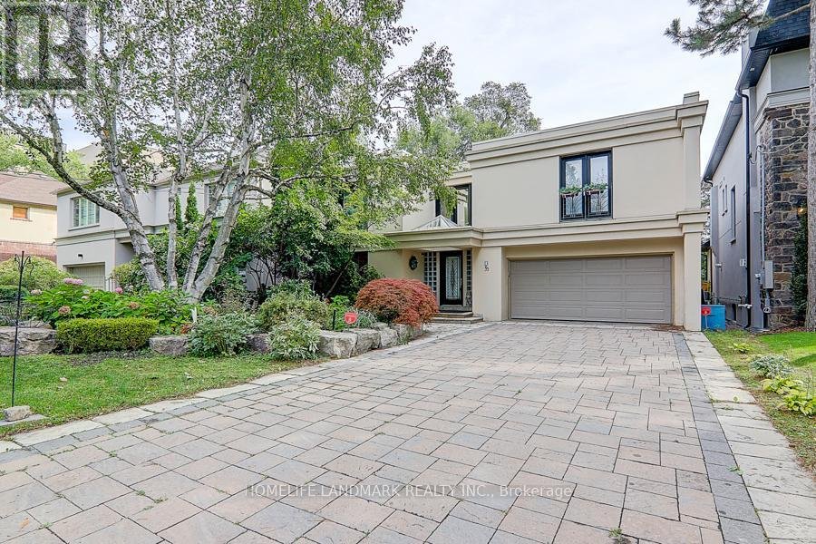 35 GARDINER ROAD E - Photo 1