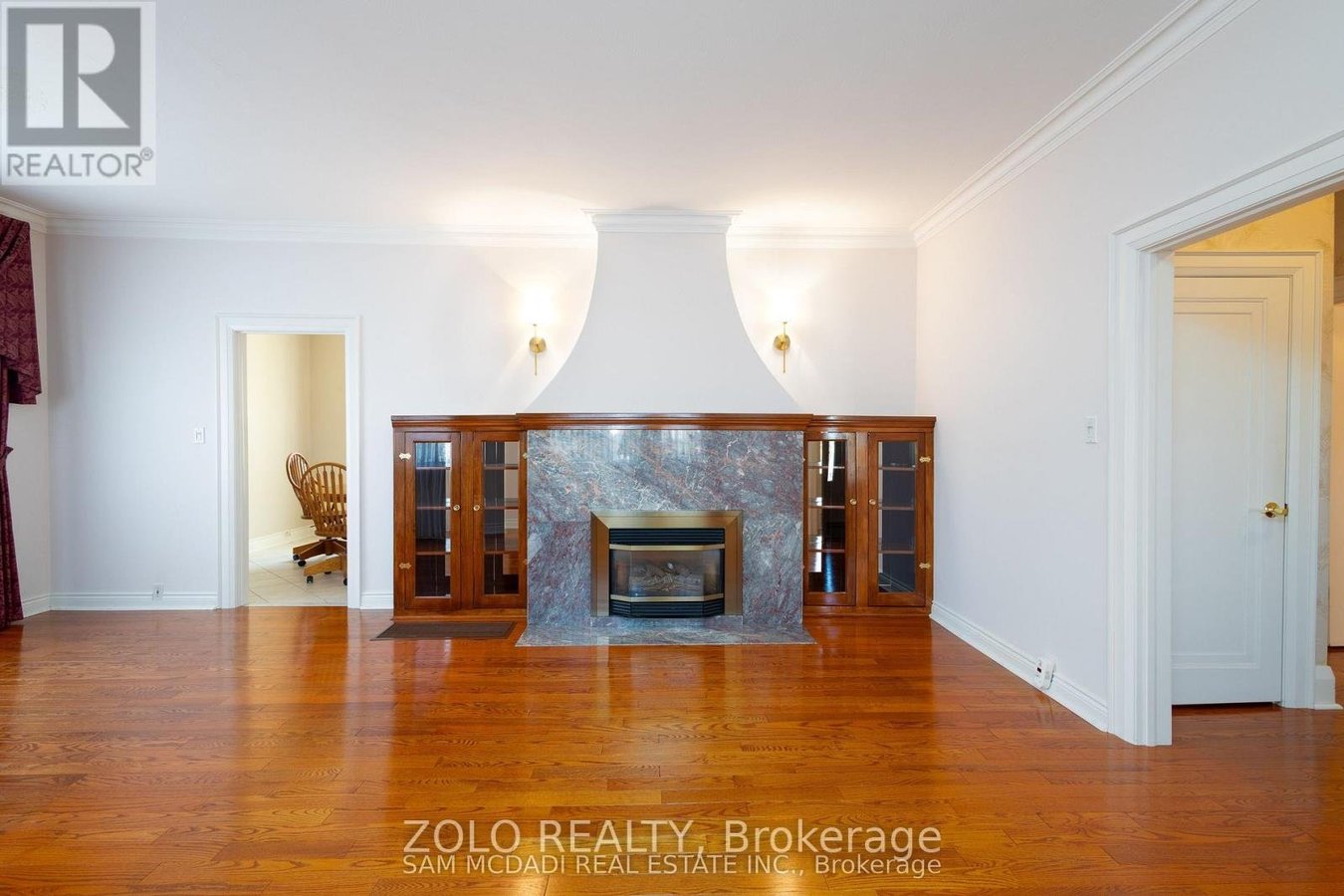 469 EVANS AVENUE - Photo 3