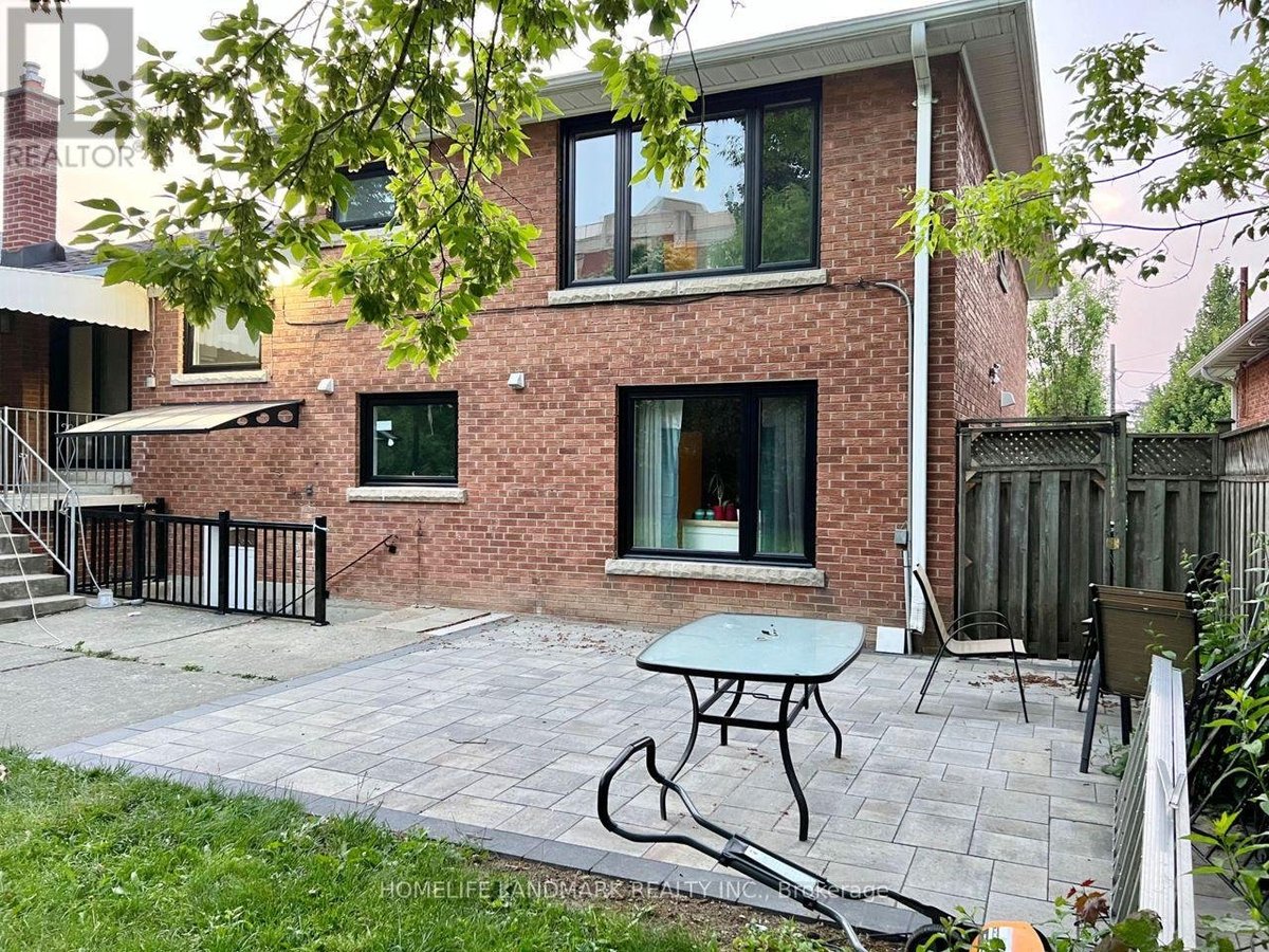 159 COCKSFIELD AVENUE - Photo 2
