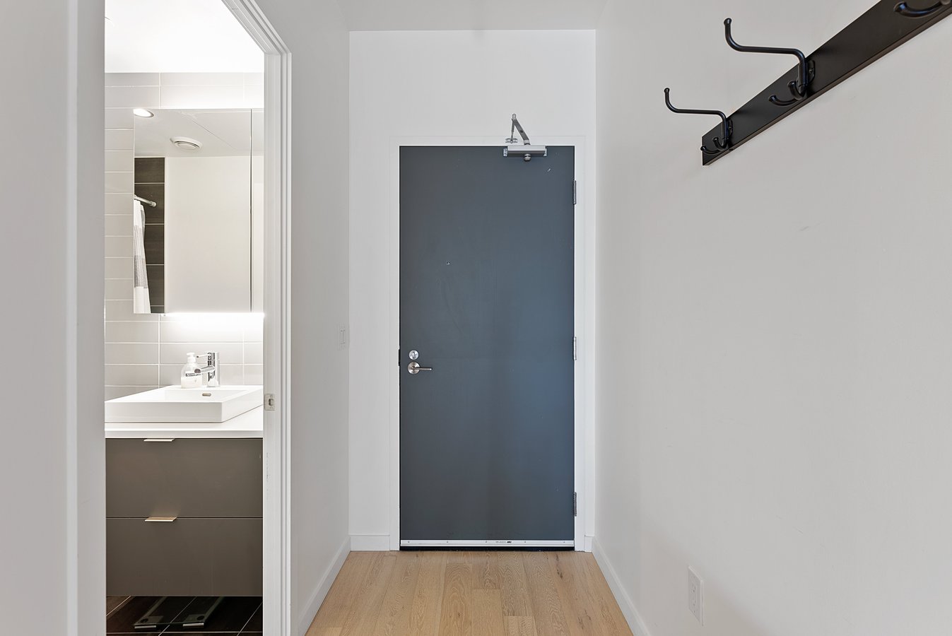170 Bayview Avenue - Photo 5