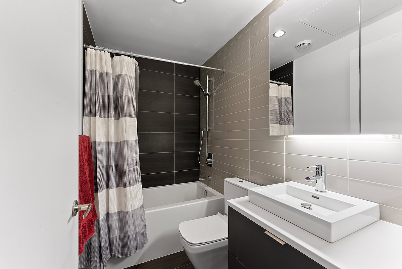 170 Bayview Avenue - Photo 6