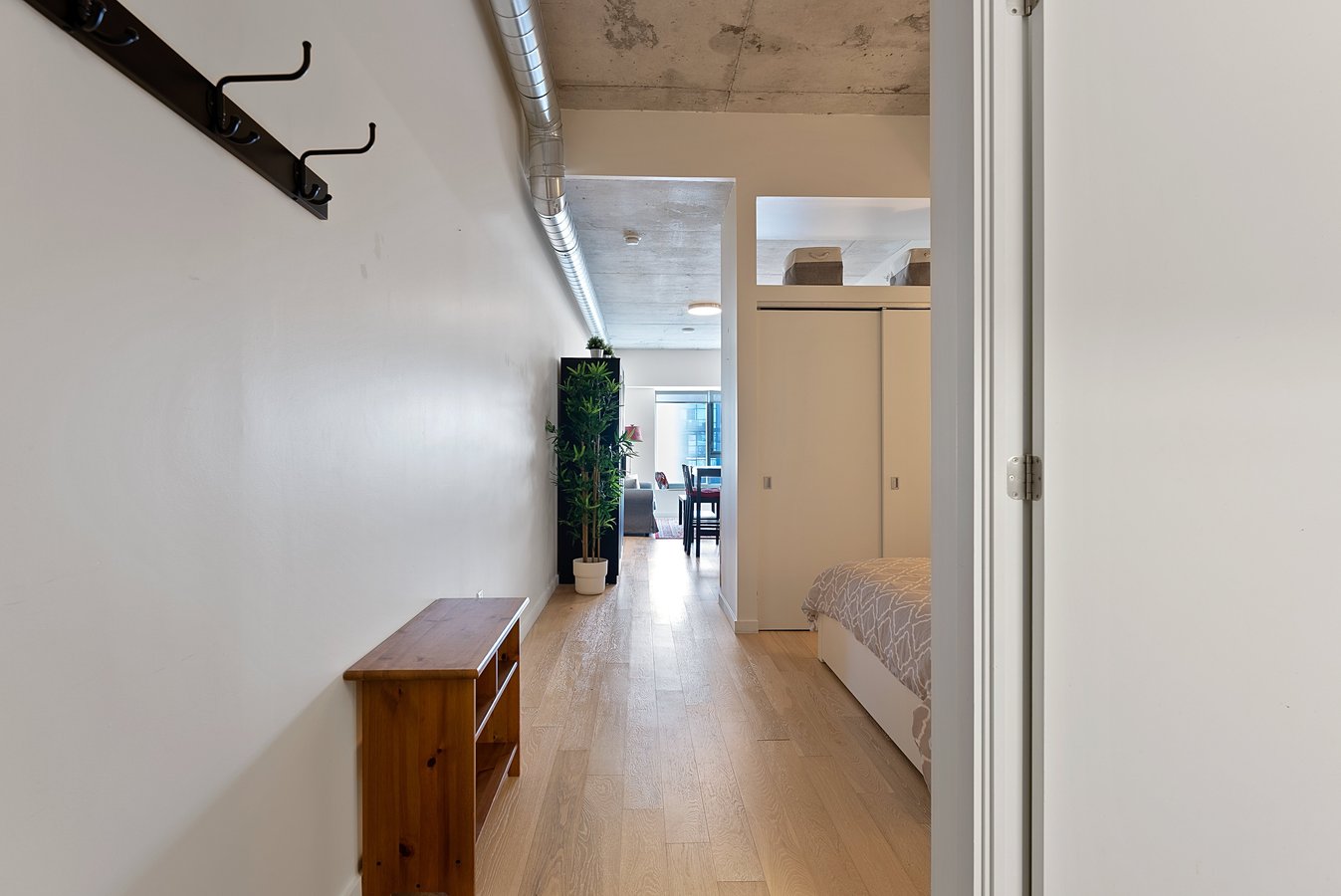 170 Bayview Avenue - Photo 2