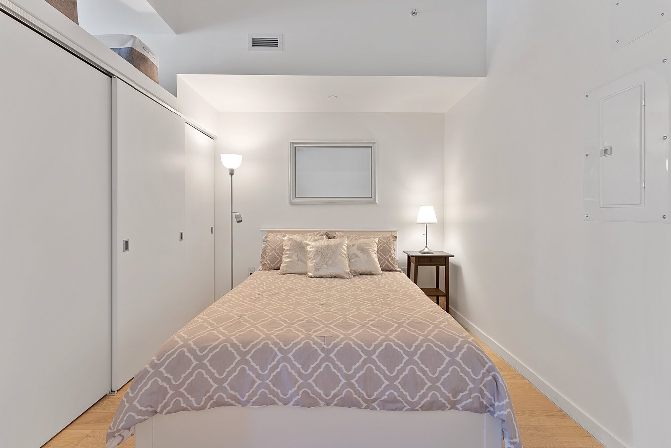 170 Bayview Avenue - Photo 3