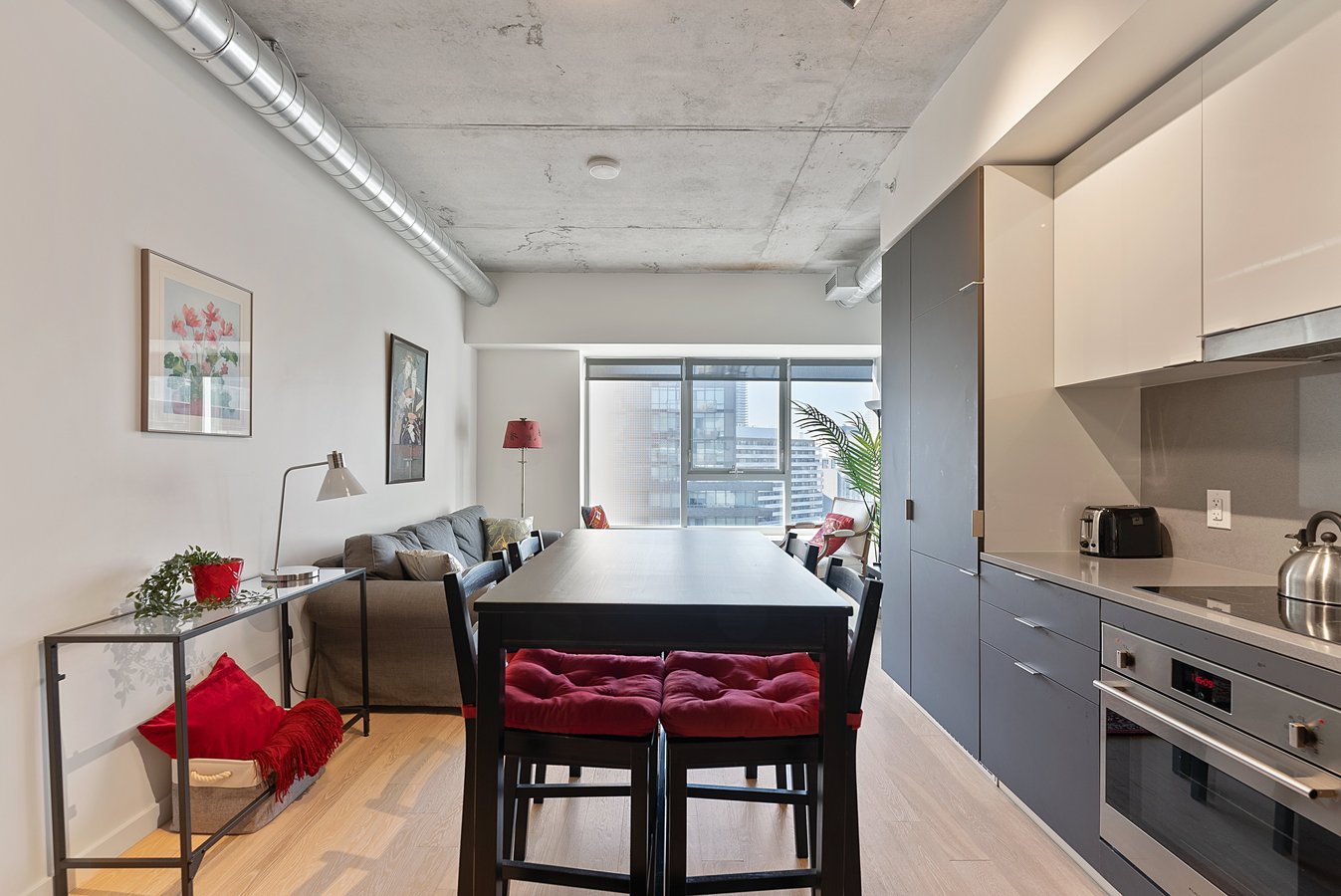 170 Bayview Avenue - Photo 8