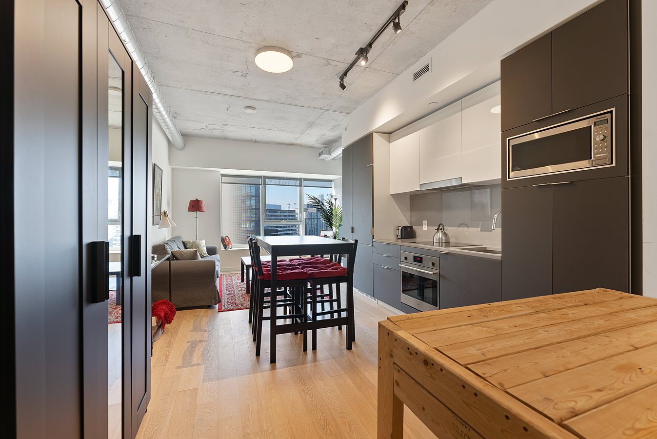 170 Bayview Avenue - Photo 7
