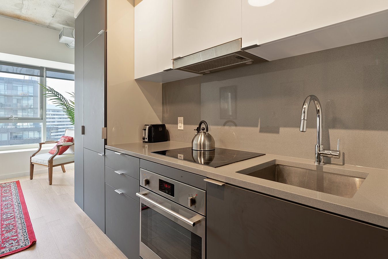 170 Bayview Avenue - Photo 10