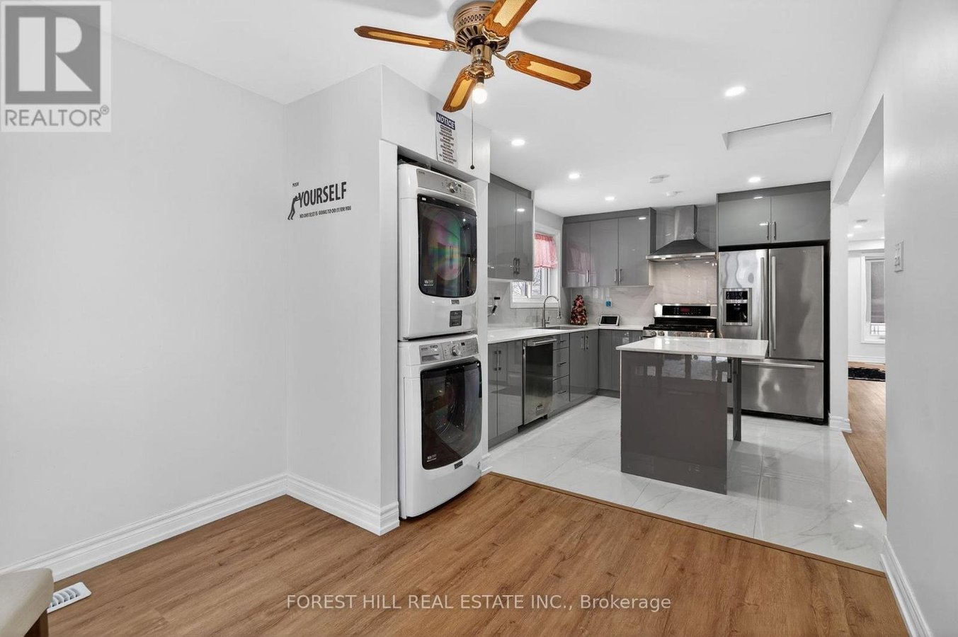 81 TAYSHAM CRESCENT - Photo 9