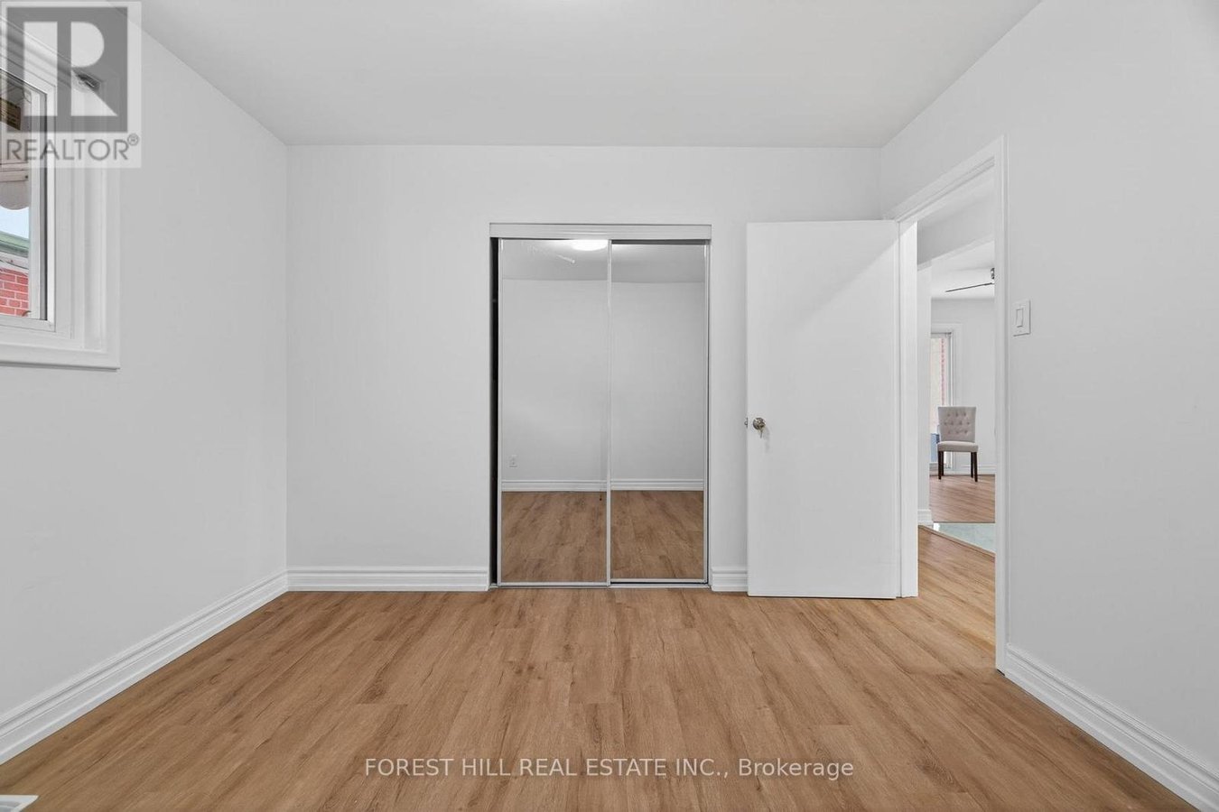 81 TAYSHAM CRESCENT - Photo 21