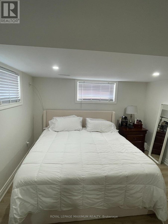 29 PAKENHAM DRIVE - Photo 9