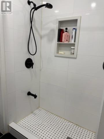 MAIN FLOOR - 511 KENNEDY ROAD - Photo 8