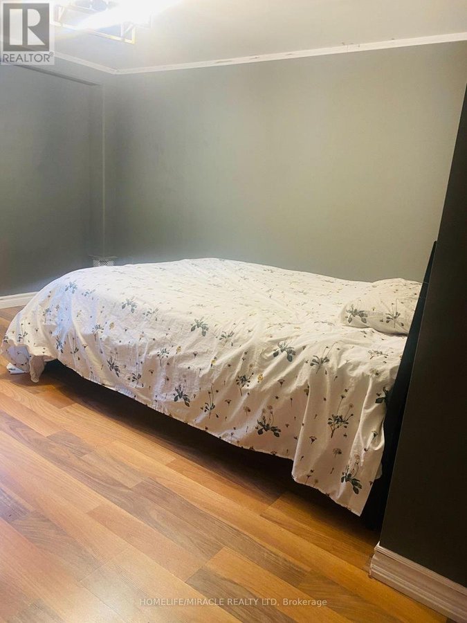 MAIN FLOOR - 511 KENNEDY ROAD - Photo 11