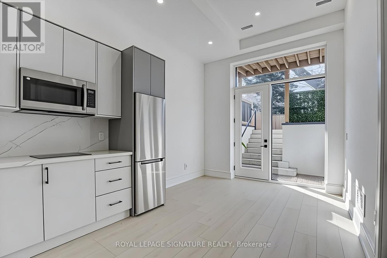 LOWER - 5 HOLBORNE AVENUE - Photo 7