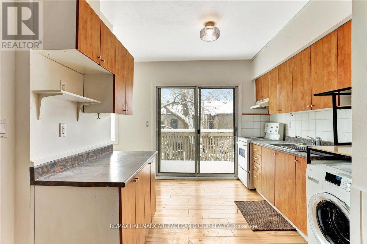 UPPER FL - 138 BOOTH AVENUE - Photo 2