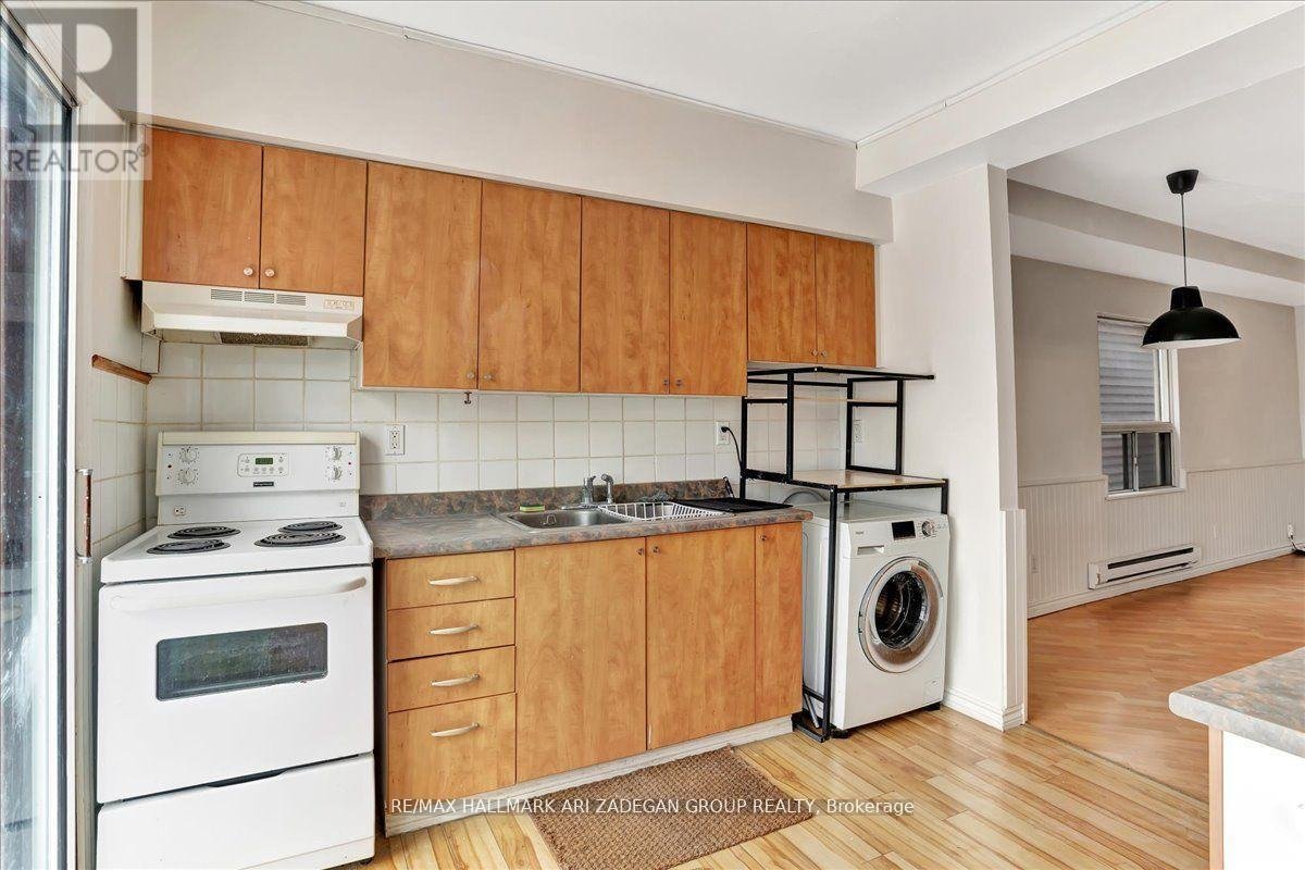 UPPER FL - 138 BOOTH AVENUE - Photo 4