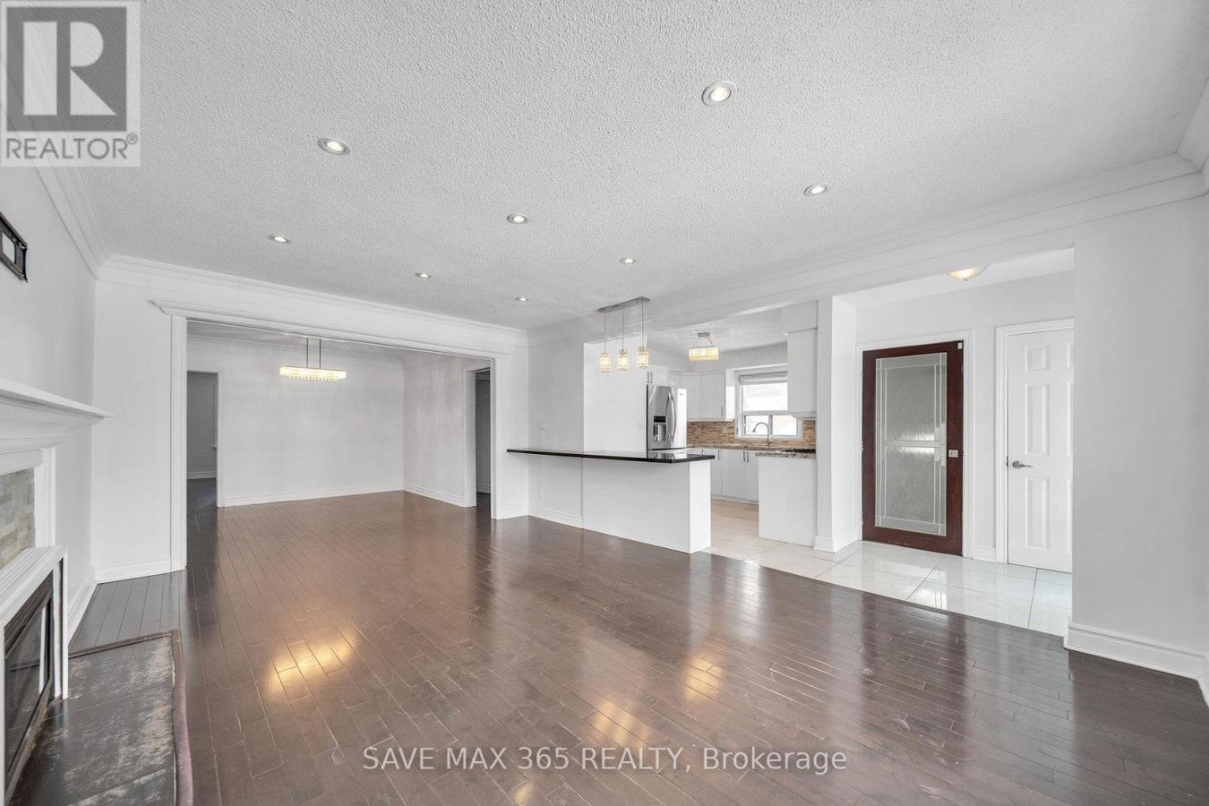 MAIN - 202 RENFORTH DRIVE - Photo 7