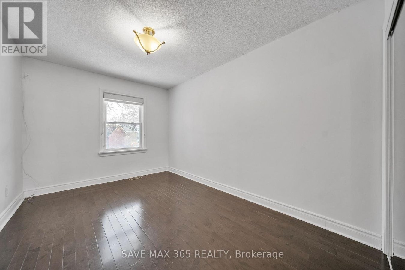 MAIN - 202 RENFORTH DRIVE - Photo 8