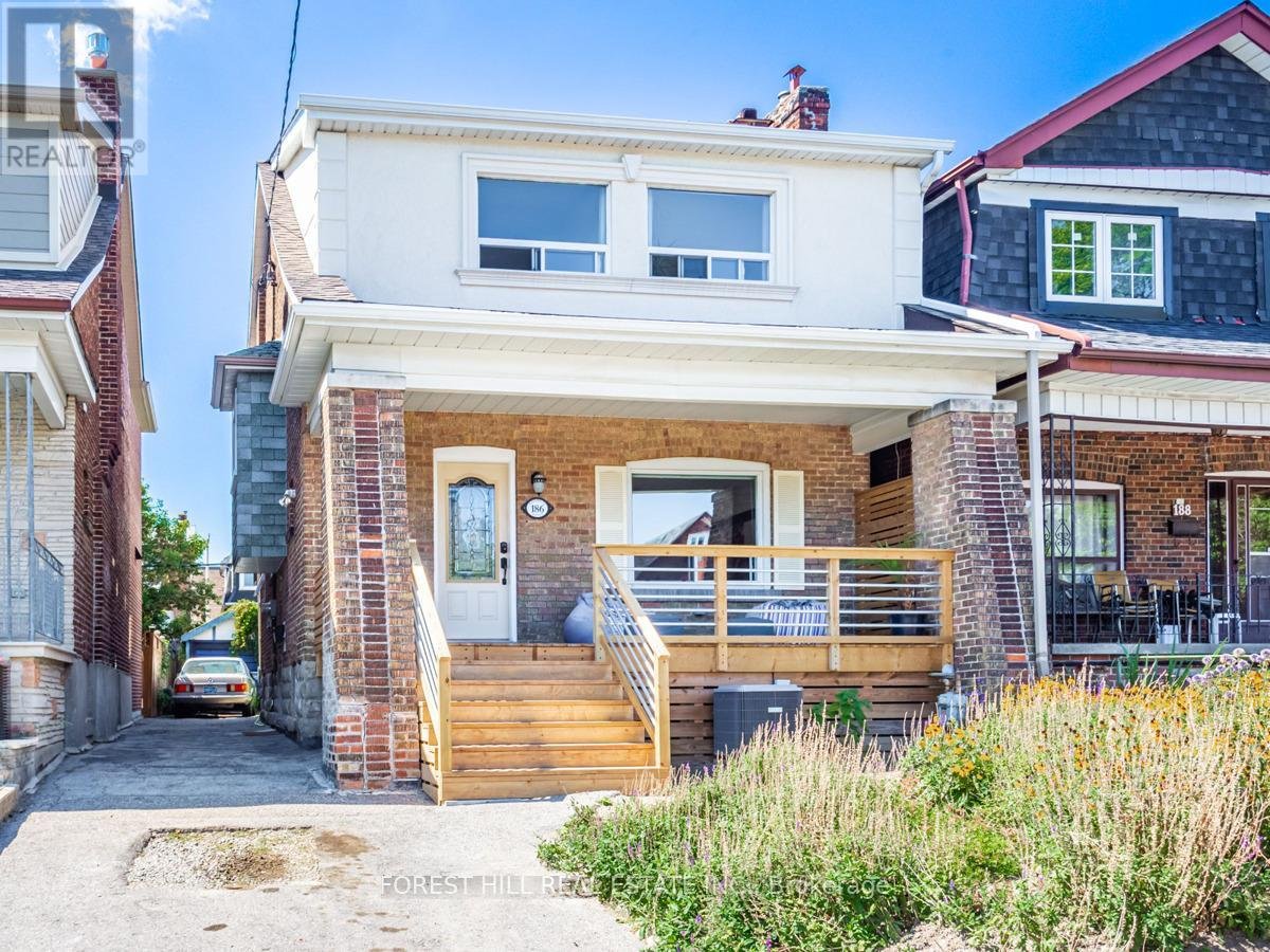 186 WESTMOUNT AVENUE - Photo 1