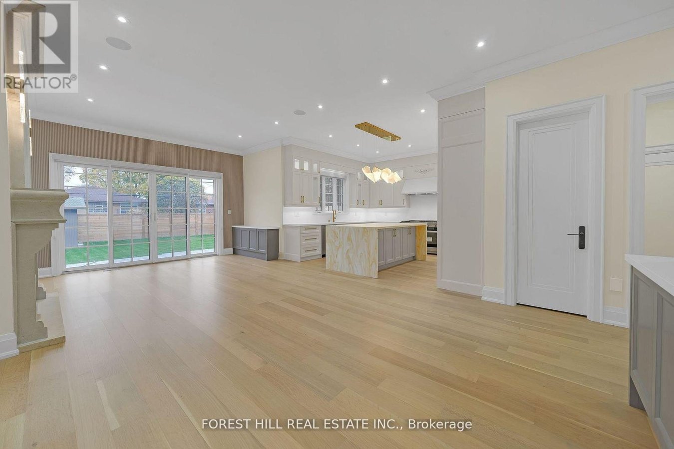 132 LOTHIAN AVENUE - Photo 10
