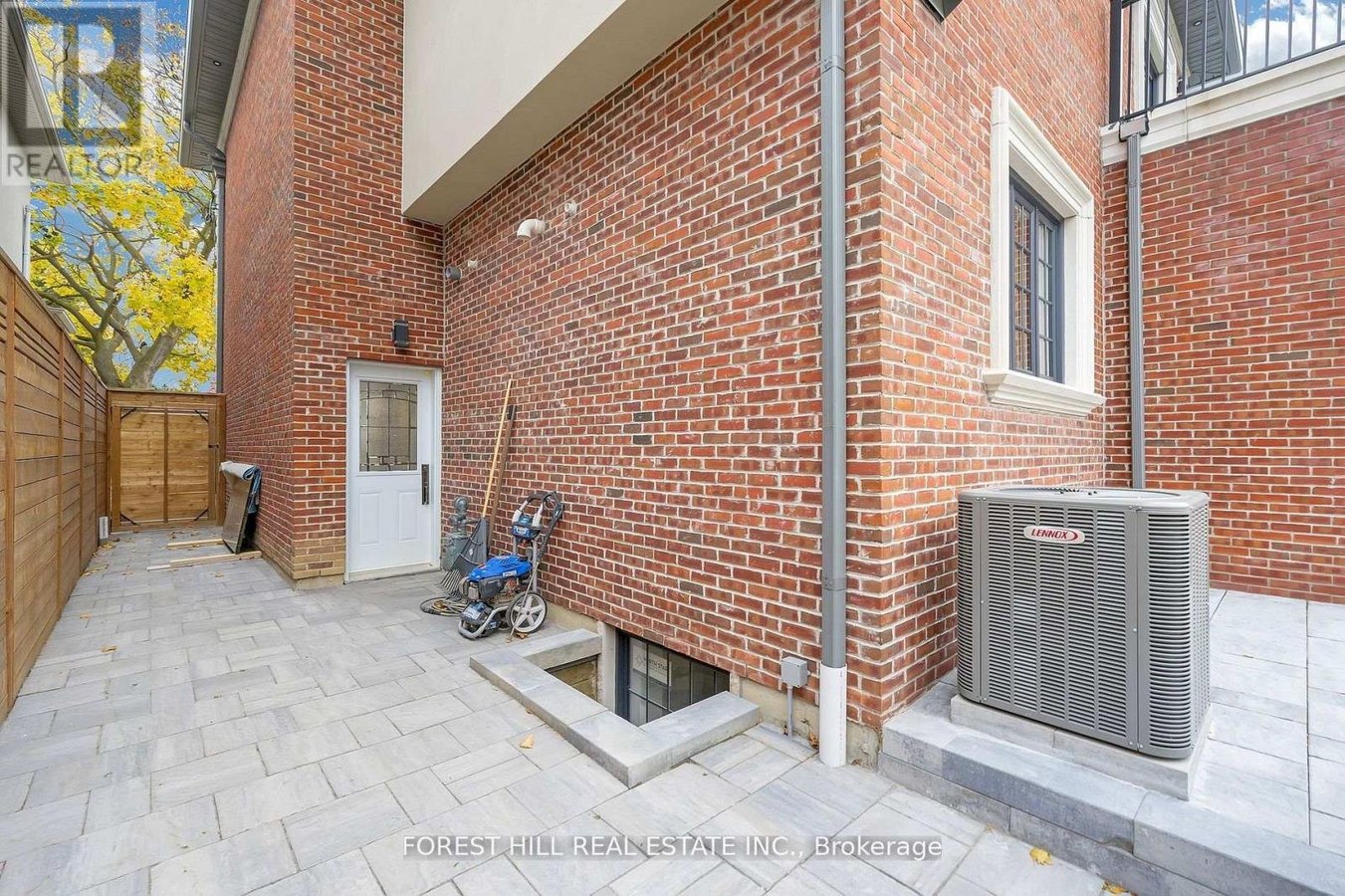 132 LOTHIAN AVENUE - Photo 38
