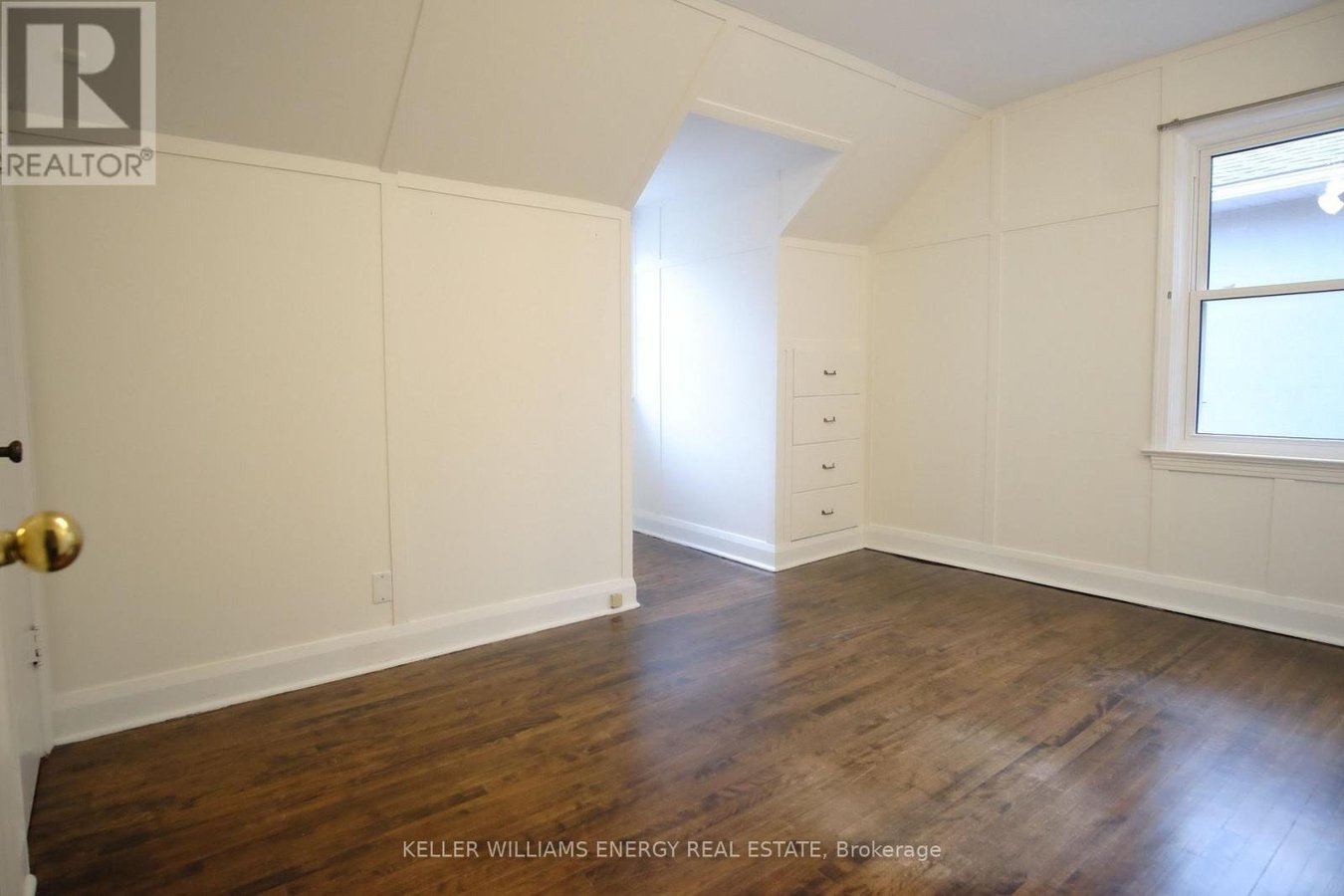 8 LYNNDALE ROAD - Photo 13