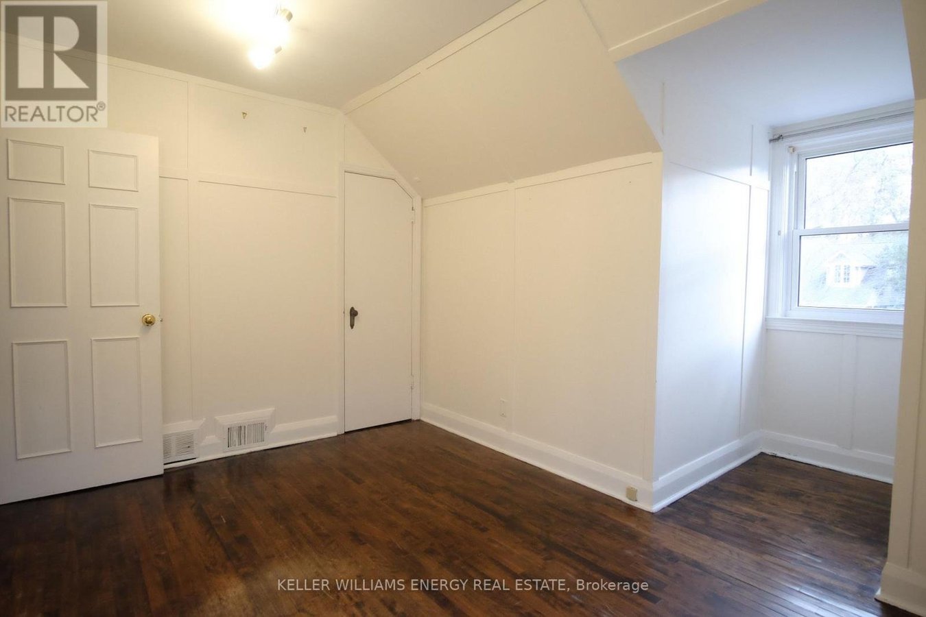 8 LYNNDALE ROAD - Photo 15