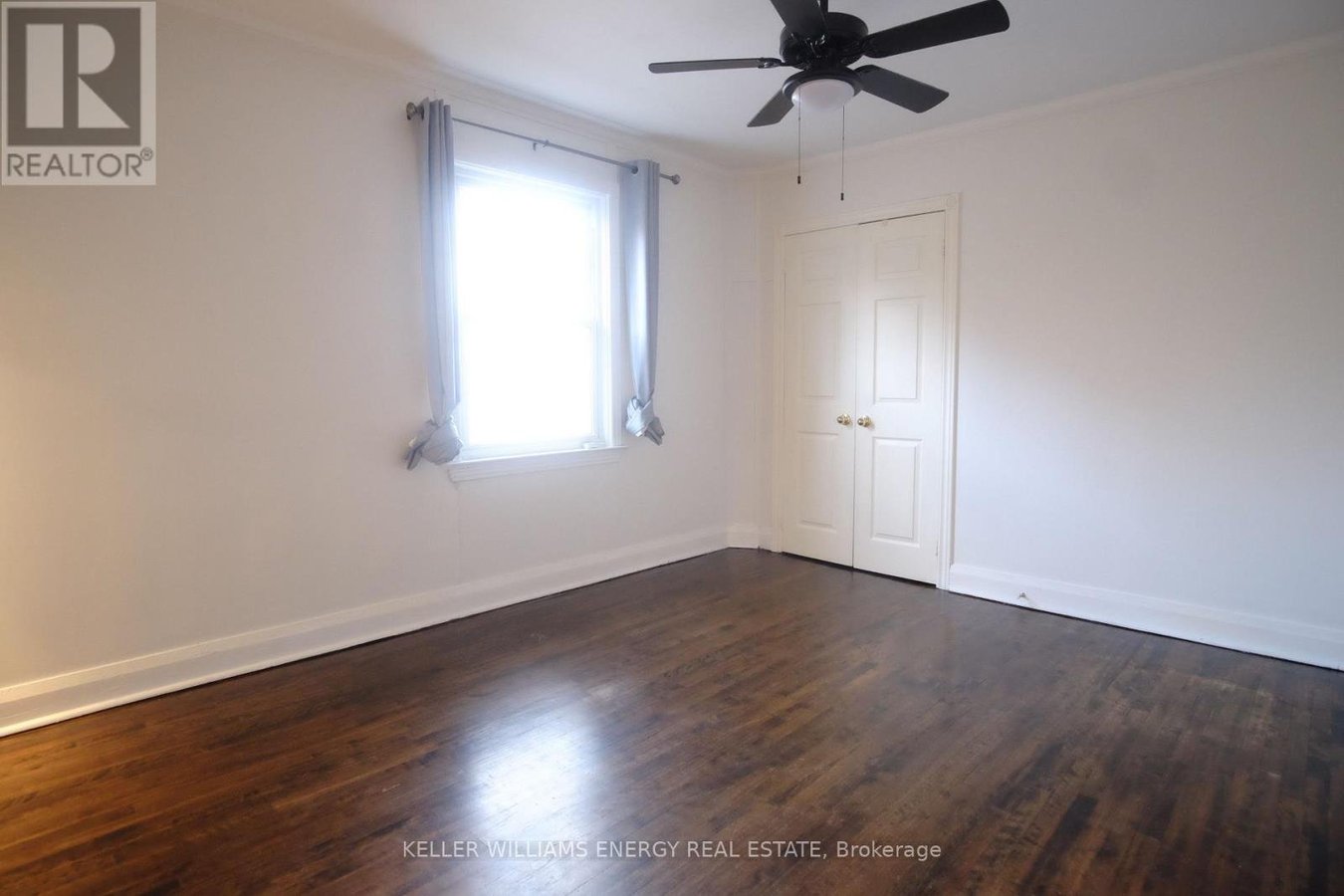 8 LYNNDALE ROAD - Photo 16