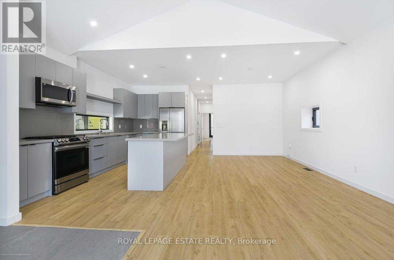 MAIN FLOOR - 506 SCARBOROUGH ROAD - Photo 3