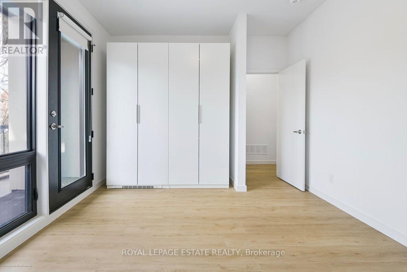 MAIN FLOOR - 506 SCARBOROUGH ROAD - Photo 10