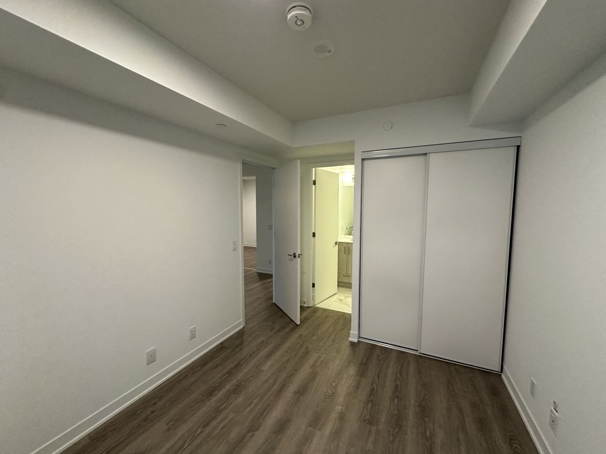 180 Front Street East - Photo 7