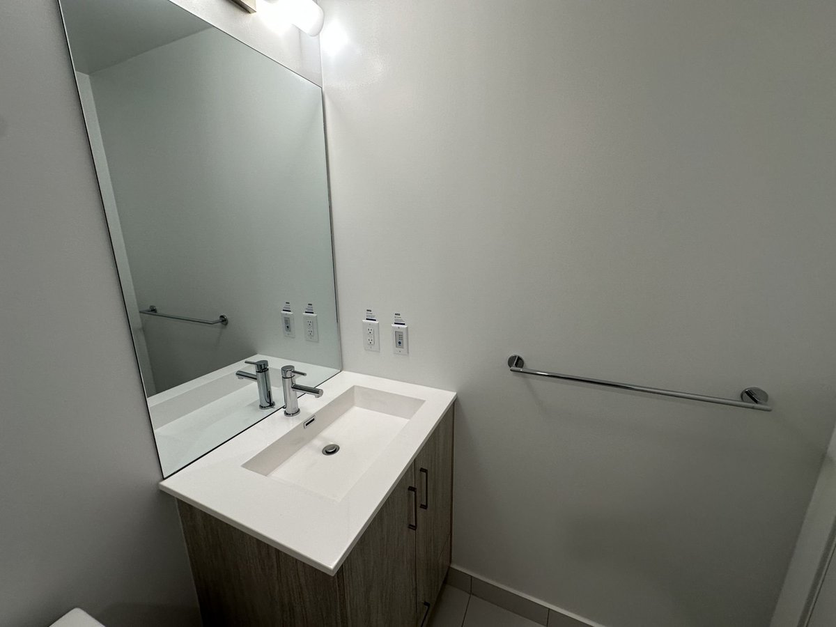 180 Front Street East - Photo 11