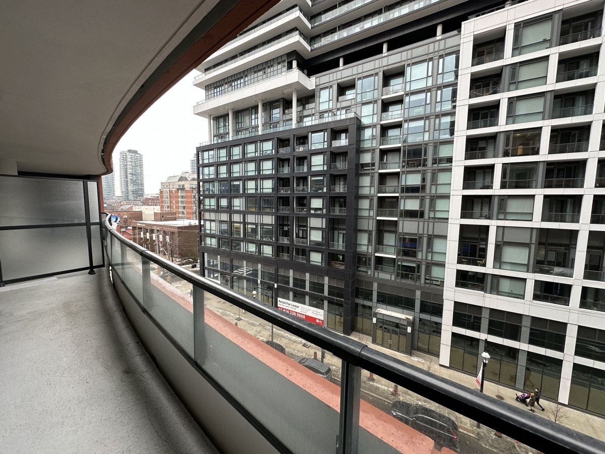 180 Front Street East - Photo 14