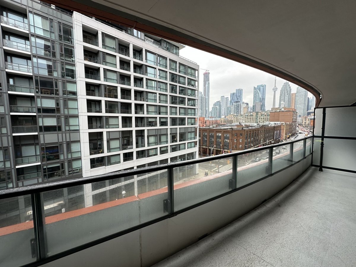 180 Front Street East - Photo 15