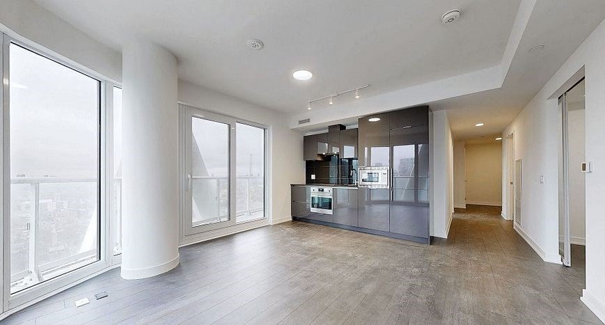 230 Simcoe Street - Photo 10