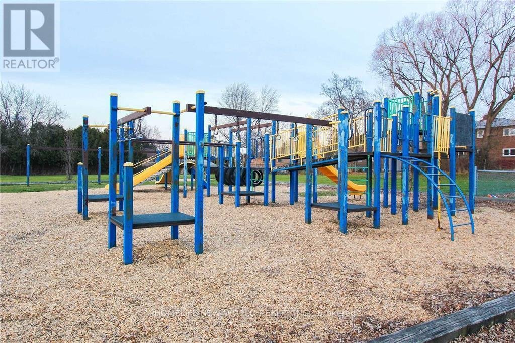 MAIN FL - 135 PINEWAY BOULEVARD - Photo 14
