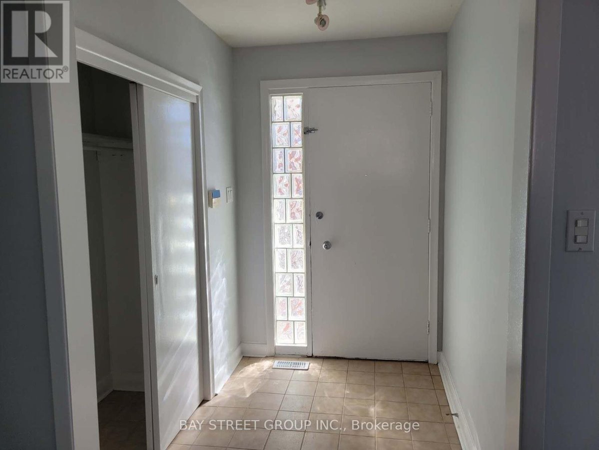 UPPER - 110 ACTON AVENUE - Photo 2