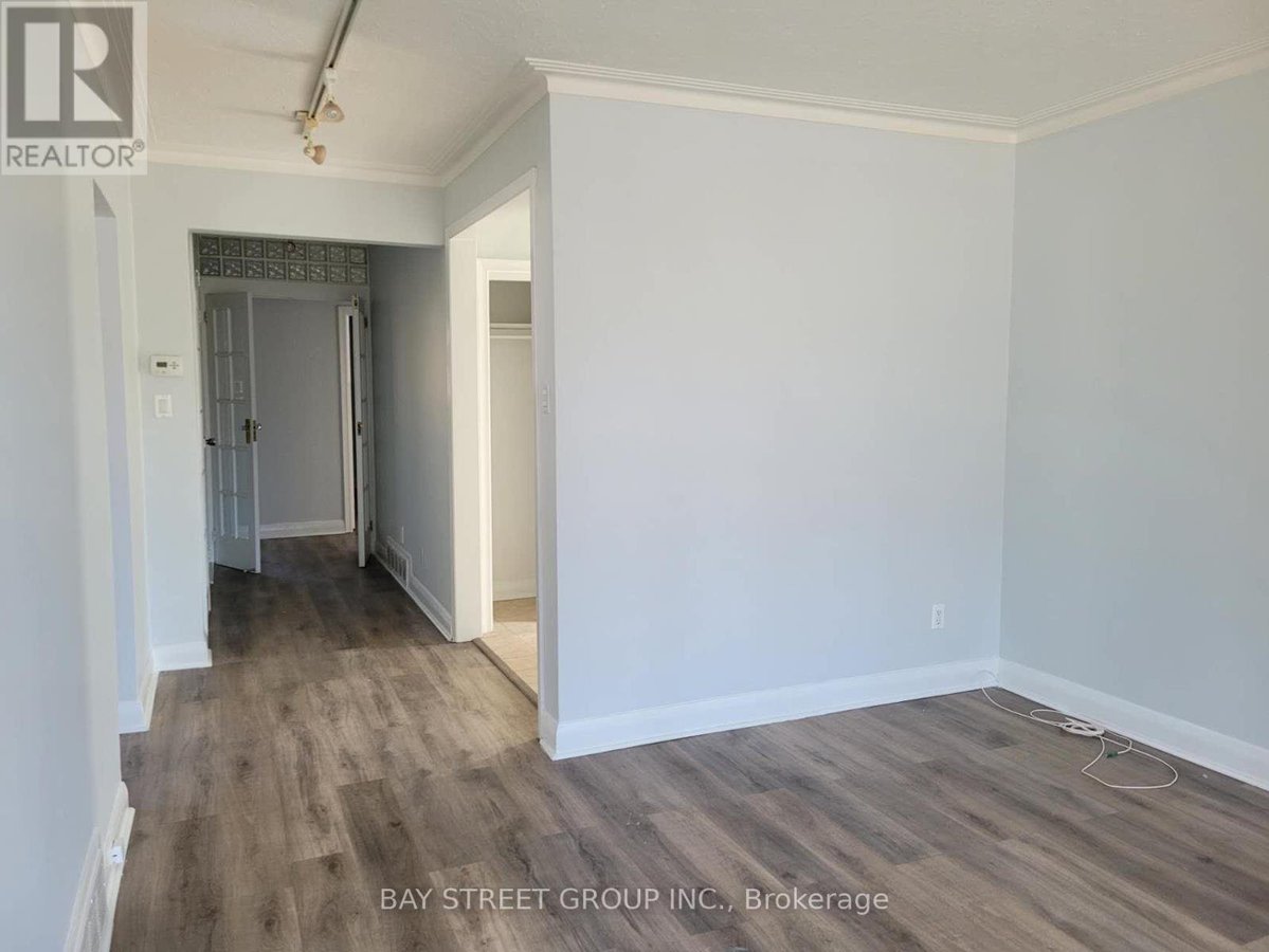 UPPER - 110 ACTON AVENUE - Photo 3