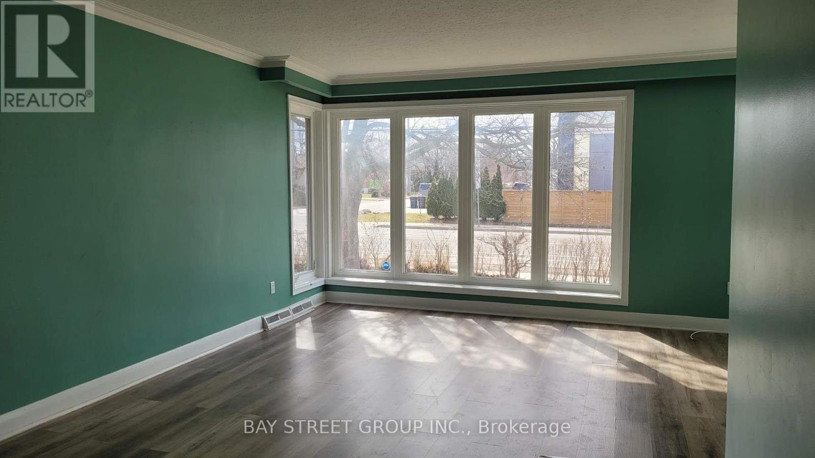 UPPER - 110 ACTON AVENUE - Photo 4