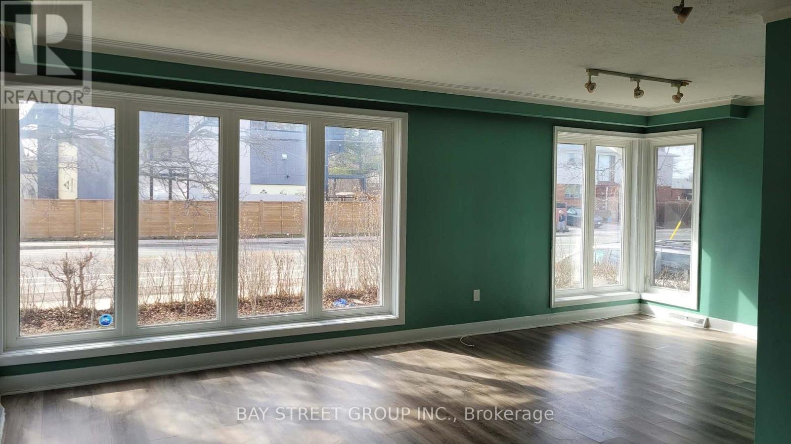 UPPER - 110 ACTON AVENUE - Photo 5