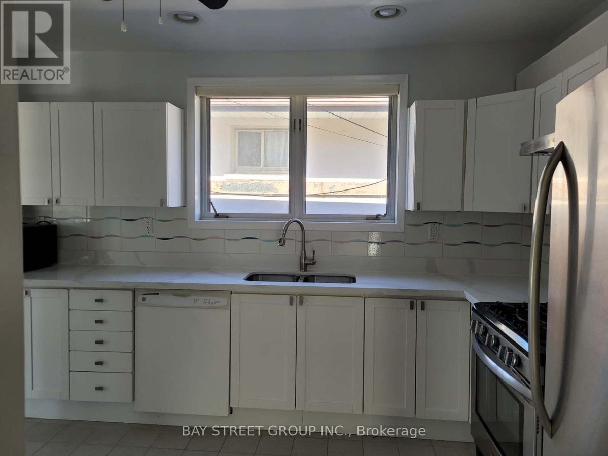UPPER - 110 ACTON AVENUE - Photo 7
