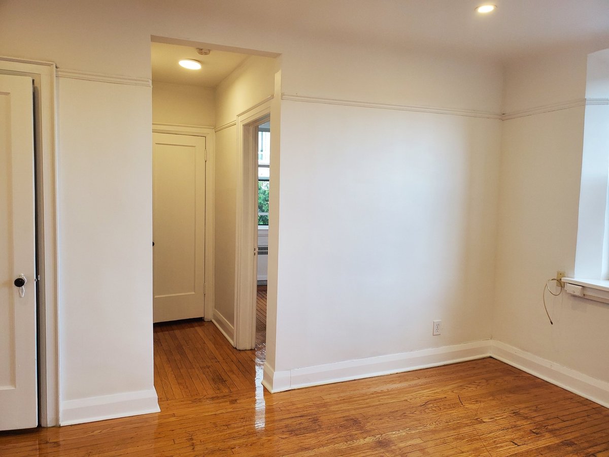 404 Spadina Road - Photo 9