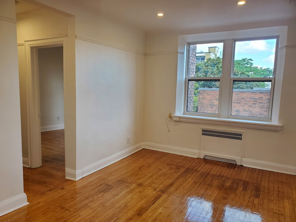 404 Spadina Road - Photo 11
