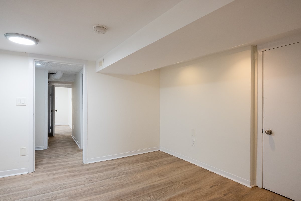 821 Gladstone Avenue - Photo 6