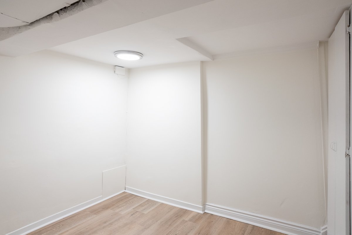821 Gladstone Avenue - Photo 7