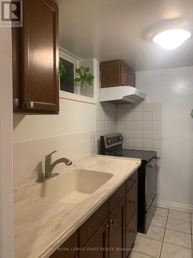 LOWER - 200 PHYLLIS AVENUE - Photo 6