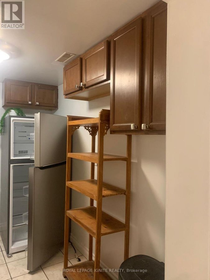 LOWER - 200 PHYLLIS AVENUE - Photo 8