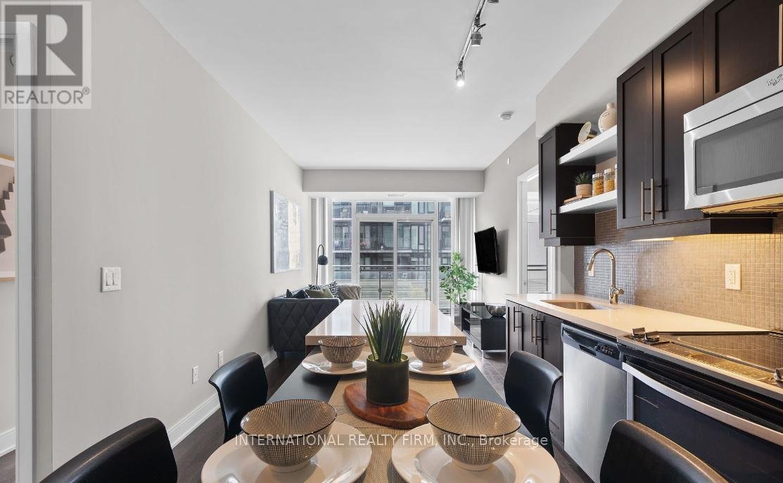 LPH35 - 525 ADELAIDE STREET W - Photo 3