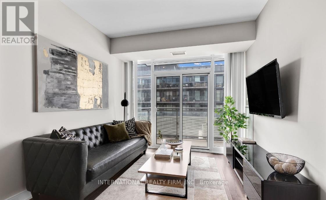 LPH35 - 525 ADELAIDE STREET W - Photo 10