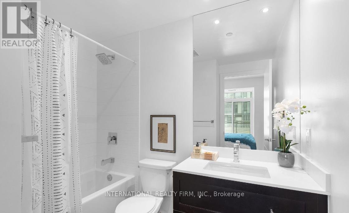 LPH35 - 525 ADELAIDE STREET W - Photo 11
