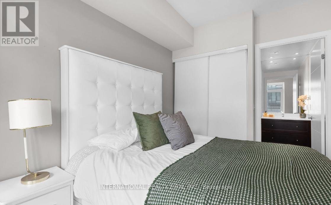LPH35 - 525 ADELAIDE STREET W - Photo 13