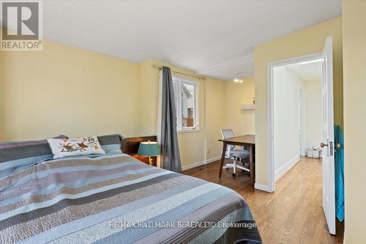100 WARDEN AVENUE - Photo 22